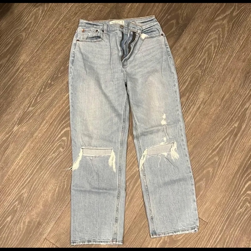 Abercrombie and Fitch The Ankle Straight Ultra High Rise